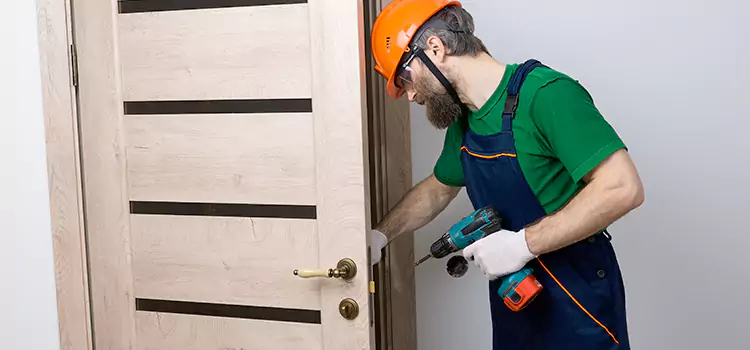 Replace Internal Door Handle with Lock Richfield